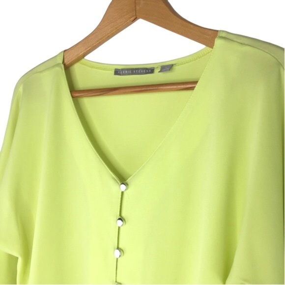 Valerie Stevens neon bright yellow tie front silver button v neck top wms small - Picture 2 of 6